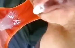 XXX Kekasih muda menyeret fideo sek pada wafel muda yang terampil