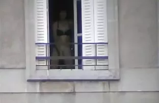 XXX Wanita simpanan melakukan seks lesbian di alam video sex pengantin liar