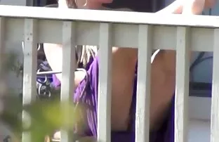 XXX Dua milfs saling menjilati dan bercinta dengan video sex pejabat kekasih muda