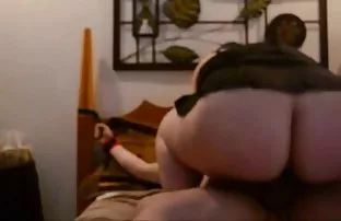 XXX Dua berambut cokelat yang indah sek bokep di resor melakukan seks lesbian