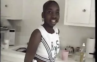 XXX Keponakan laki-laki mengipasi video adegan sex bibinya