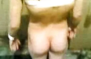 XXX Pria itu memberi rumah porno pribadi dengan rambut pirang video sekz dengan platinum
