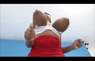 XXX Ibu rumah kumpulan video seks tangga menari telanjang