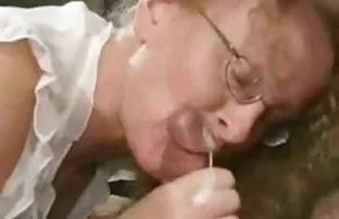 XXX Guy dengan video xxx seks kontol besar menghibur seks kelompok pacar