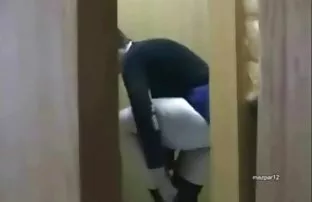 XXX MILF luar vdio sek biasa douche dengan minyak dan air mata di dubur dengan kekasih dengan kontol besar