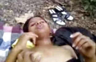 XXX Pria kecil itu diam-diam dari vidio sex panas temannya mengucapkan selamat kepada wanita cantik dengan seks panas