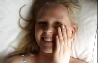 XXX Istri strapon video film seks membuat suaminya menjadi pelacur