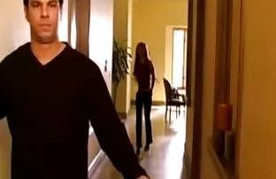 XXX Membayar video seksual pernikahan blowjob untuk perbaikan mobil