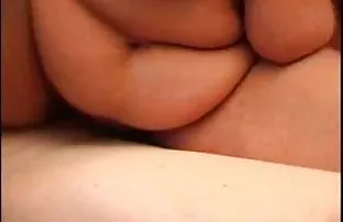 XXX Danya cerita video sex meniduri klien di sofa tua saat dipijat