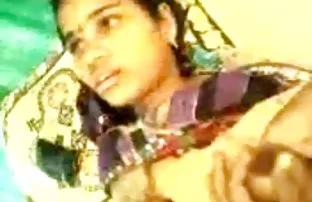 XXX Cukup pirang untuk kencan pendek dengan seorang pria video sek mom berhasil mengaitkan pantatnya pada penisnya