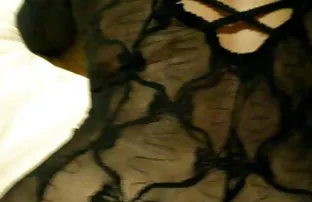 XXX Pirang dewasa menggoda pria yang tidak berpengalaman bokep sex bebas untuk seks