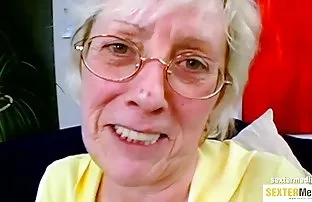 XXX Busty Ava Addams mengisap keras video sex pengantin pada master perbaikan mesin